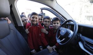 Başkan Savran’dan yerli malı haftası’nda öğrencilere togg sürprizi