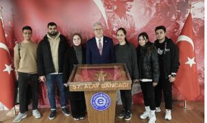 Rektör Prof. Dr. Budak’tan final sınavlarına hazırlanan öğrencilere moral ziyareti