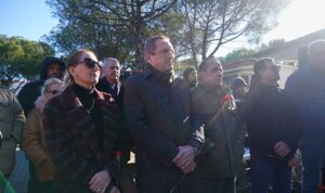 Uğur Mumcu Ayvalık’taki evinin önünde anıldı