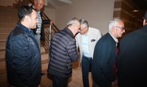 Başkan Topaloğlu’ndan yaşlılara iftar yemeği