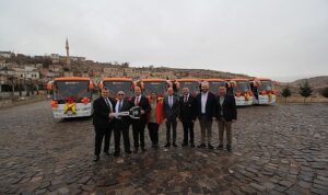 TEMSA ve Mesnevi, 31 yıllık iş birliğini 15 otobüslük yeni teslimatla taçlandırdı