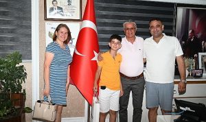 Minik Gögeş, Başkan Topaloğlu ile tanışmaya geldi