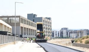 Balkan Mahallesi’nde yollar asfaltlanıyor