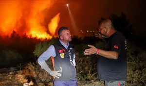 Buca tüm gece alevlerle mücadele etti