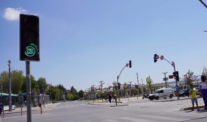 Büyükşehir, kırmızı ışıkla “Stop İsrail” dedi