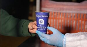 Büyükşehir’den soğuk sınav haftasında öğrencilere iç ısıtan ikram