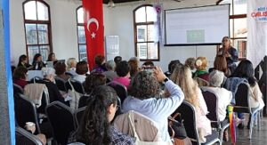 İzmir, kadınların katılımıyla güçleniyor