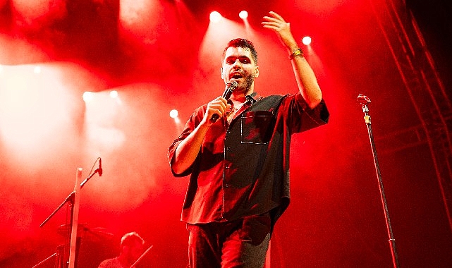 Emir Can İğrek’ten YBY Woods’ta Unutulmaz Performans