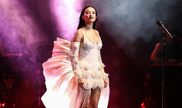 Diva Bebe Harbiye Açıkhava’da Yıldız Gibi Parladı