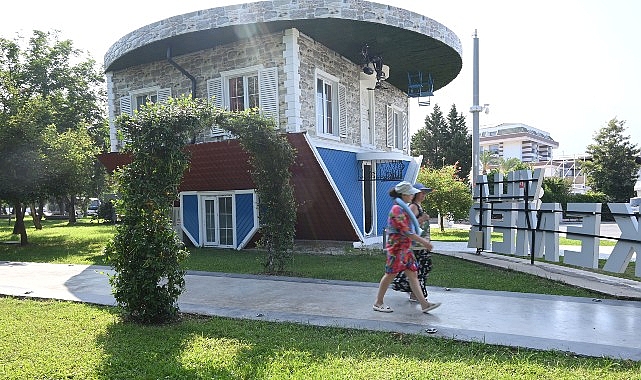 Ters eve büyük ilgi