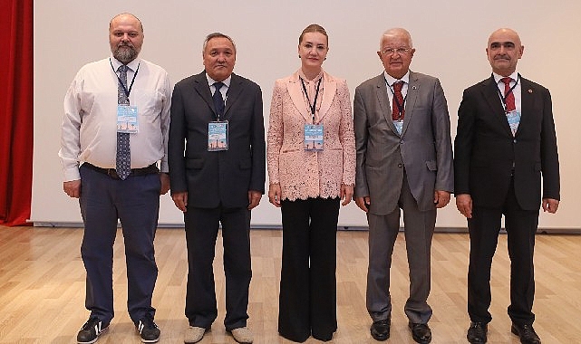 DEÜ’de 15. Uluslararası Avrasya Ekonomileri Kongresi Başladı