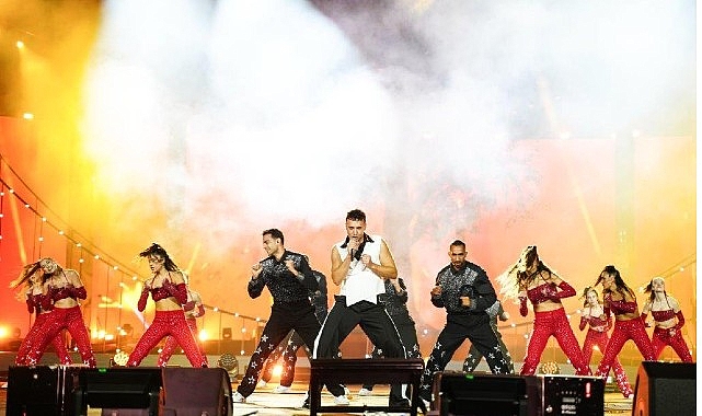 Edis 100 Yılın Hikayesini ve Türkiye’yi Büyük Gösterisinde Buluşturdu