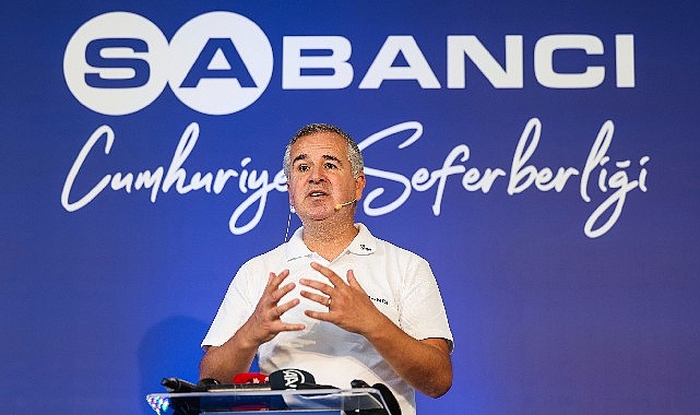Eğitim ve kalkınmayı ‘Cumhuriyet meselesi’ gören Sabancı, seferberlik ruhunu deprem bölgesine taşıdı