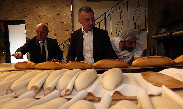 Başkan Büyükakın’a, Darıcalı esnaflardan hizmet teşekkürü