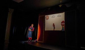 “Karagöz Çiftlik Bekçisi” Uluslararası Tarsus Kukla Festivali’ne konuk oldu