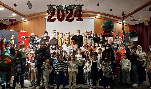 Hematoloji hastası çocuklar yılbaşı partisinde eğlendi