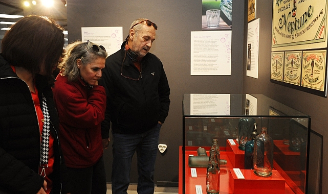 Karşıyaka Belediyesi’nin “Gazozuna var mısın” sergisi ziyarete açıldı