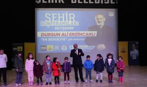 Konya Büyükşehir’in Şehir Konferanslarında Şehitlerimiz İçin Dua Edildi