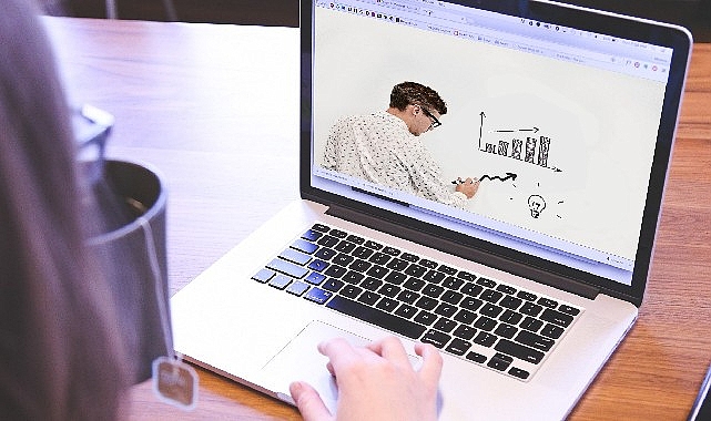 Teedo, 400 milyar dolara yaklaşan küresel online eğitim pazarında yükselişini sürdürüyor