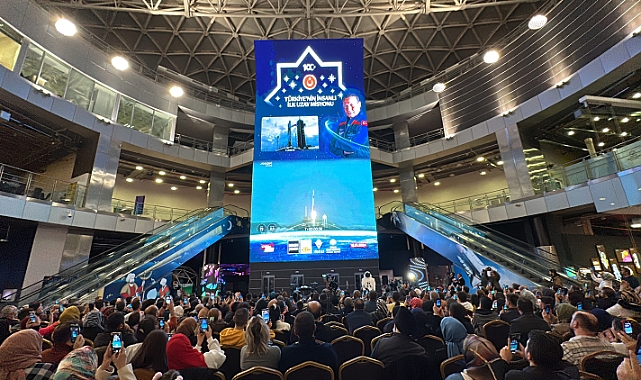 Türkiye’nin İnsanlı İlk Uzay Yolculuğu Konya Bilim Merkezi’nde Heyecanla Takip Edildi