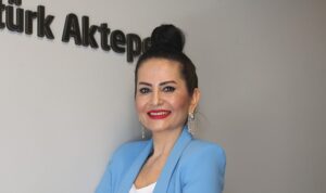 Kilo vermek için yemekten 10 dakika önce bir bardak su için