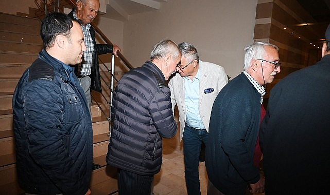 Başkan Topaloğlu’ndan yaşlılara iftar yemeği