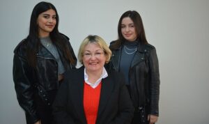 “Küçük Yıldızların Büyüleyici Yolculuğu: İletişim ve Beden Farkındalığı Serüveni”