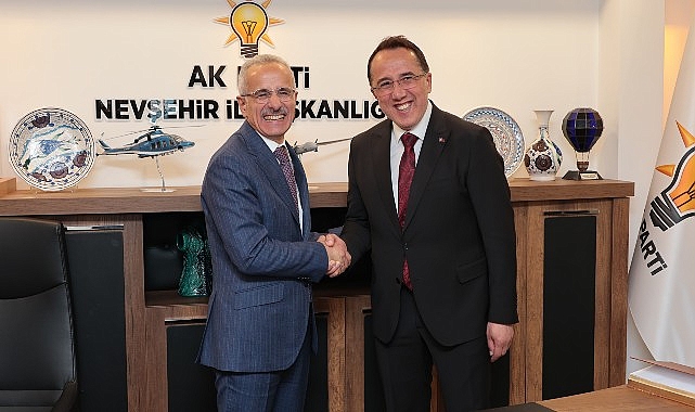 Ulaştırma ve Altyapı Bakanı Abdulkadir Uraloğlu, daha önce müjdesini verdikleri 16,7 km uzunluğundaki Nevşehir Çevre Yolu Projesi’nin yıl sonuna kadar yapım ihalesini gerçekleştirmeyi planladıklarını açıkladı