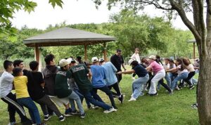 Bilgi Evi Öğrencileri Yılın Yorgunluğunu Geleneksel Piknik Etkinliğiyle Attılar