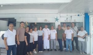 Didim Belediyesi, bünyesindeki işletmelerde görevli mutfak personellerine, uzman ustalar tarafından mutfak eğitimi verdirerek vizyonunu güçlendirmeye devam ediyor