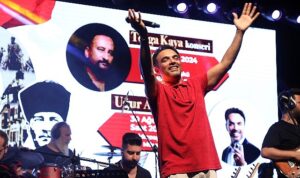 Çankaya Belediyesi, 30 Ağustos Zafer Bayramı’nı ilçenin dört bir yanında düzenlediği etkinliklerle coşkuyla kutladı