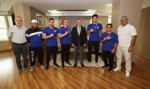 Başkan Büyükakın, Dünya Şampiyonlarıyla buluştu