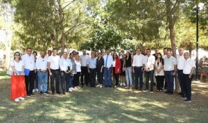 Karabağlar’ın sorunlarına hızlı çözüm için “SAHA” ekipleri iş başında