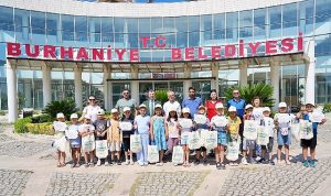 Burhaniye’de çevreye duyarlı öğrenciler ödüllendirildi