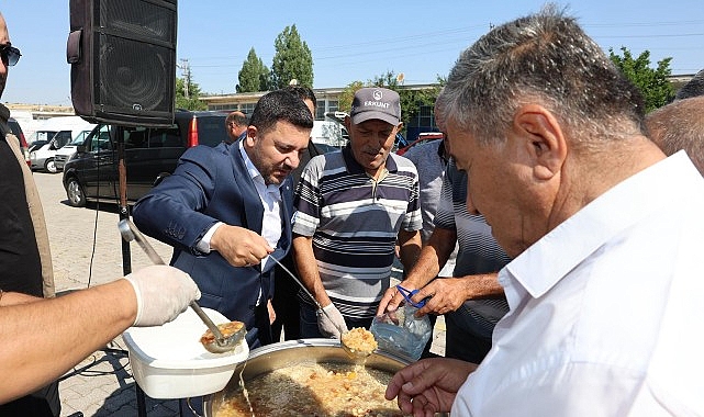 Başkan Rasim Arı, Şehrin Her Noktasında Vatandaşlarla Bir Arada