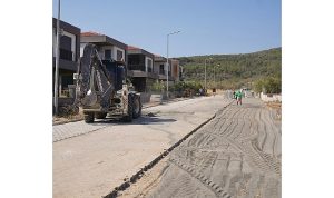 Cunda (Alibey) Adası’nda Yol Yenileme Çalışmaları