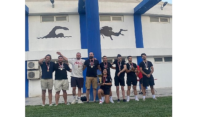 Egeli genç ragbicilerden İzmir’de çifte şampiyonluk