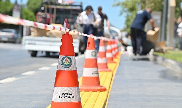 Görme Engelliler için Hissedilebilir Zemin Uygulaması Sürüyor