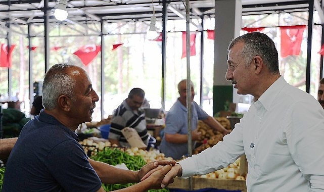 Perşembe Pazarı’nda Büyükakın’a yoğun ilgi
