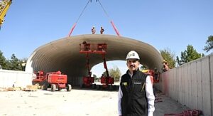 Başkan Altay Türkiye’de İlk Kez Denenen Teknikle İnşaatı Süren Köprülü Kavşağın Trafiği Rahatlatacağını Açıkladı