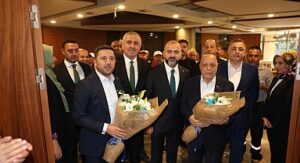 Başkan Arı, Hizmet-İş Nevşehir Şubesi’nin Genel Kuruluna Katıldı