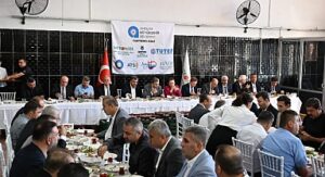 Başkan Vekili Özdemir Antalya Toptancı Hali’nde