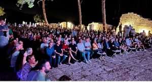Phaselis Festivali’nde “Samida” sahne aldı
