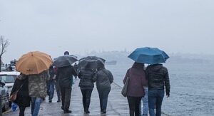 İstanbul, hafta sonuna kuvvetli yağışla giriyor