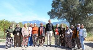 Başkan Görkem Duman, Dünya Kadın Çiftçiler Günü’nü kutladı