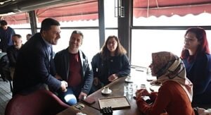 Halkın Başkanı Rasim Arı, Halkla İç İçe Olmaya Devam Ediyor