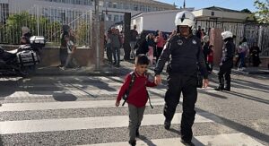 Keçiören Zabıtasından Okul Önlerinde Güvenli Ulaşım Seferberliği
