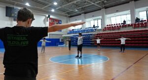 Maltepe Belediyesi’nden ücretsiz kış spor kursları