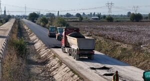 Aydın Büyükşehir Belediyesi 17 ilçede eş zamanlı yatırımlarını sürdürüyor