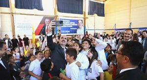 Başkan Aydın, Hasat Zamanında Çiftçilerle Buluştu